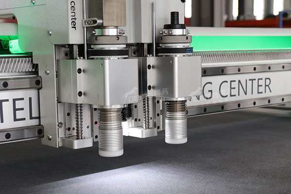 得馬裁切機(jī)F11