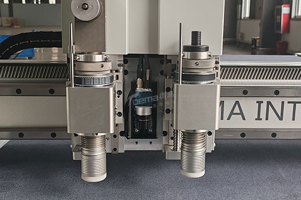 得馬高速裁切機(jī)F11-1625